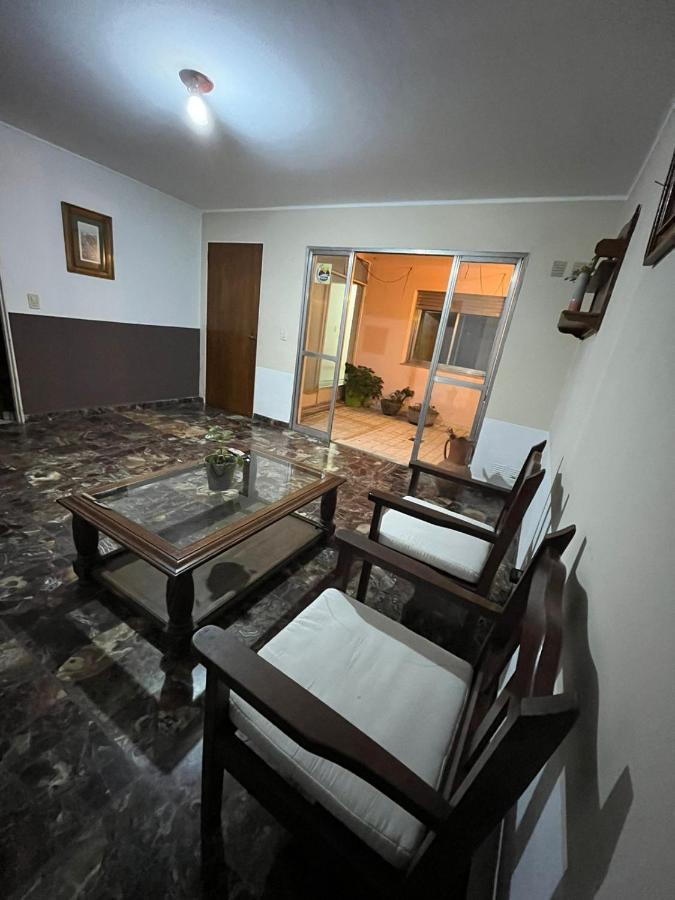 Casa Alvarado Hostel Salta Bagian luar foto