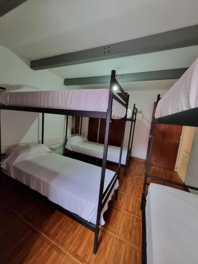 Casa Alvarado Hostel Salta Bagian luar foto
