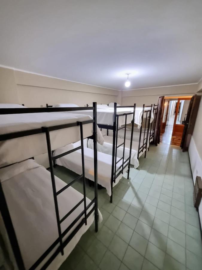 Casa Alvarado Hostel Salta Bagian luar foto