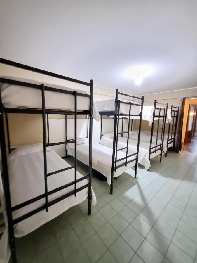 Casa Alvarado Hostel Salta Bagian luar foto