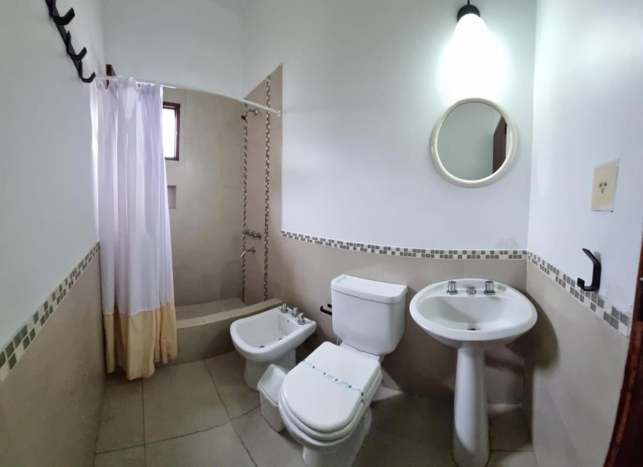Casa Alvarado Hostel Salta Ruang foto